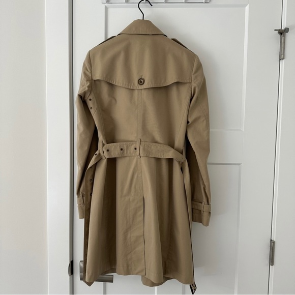 Authentic Burberry Trench Coat - Picture 3 of 9